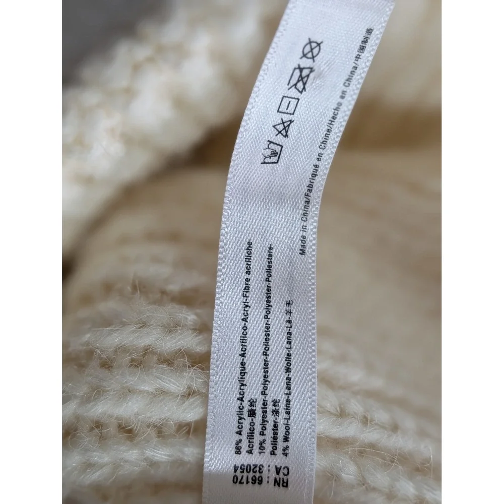 Anthropologie Cream Ribbed Knit Beanie Ivory Wool Blend Winter‎ Hat Snap Top